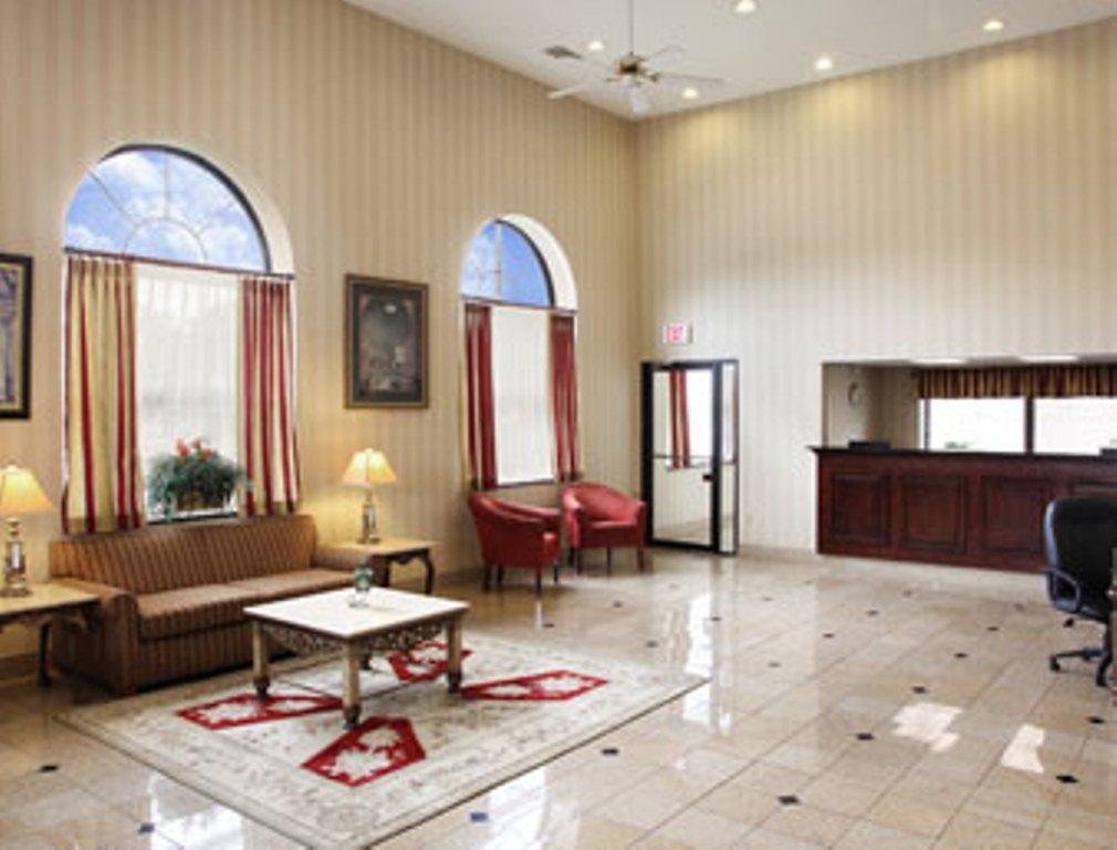 Days Inn & Suites By Wyndham Columbia Airport Вест-Коламбія Ресторан фото